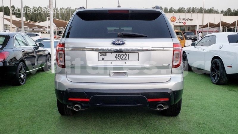 Big with watermark ford explorer estuary import dubai 6969