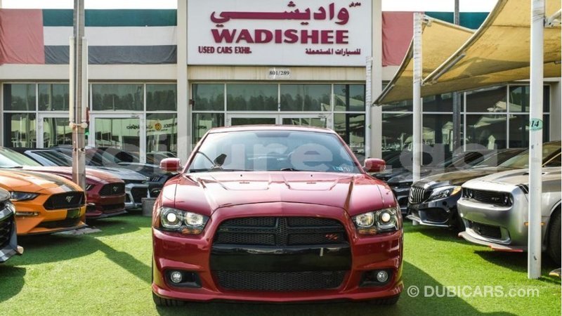 Big with watermark dodge charger estuary import dubai 6970