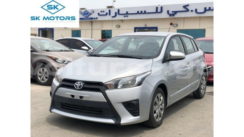 Big with watermark toyota yaris estuary import dubai 6972