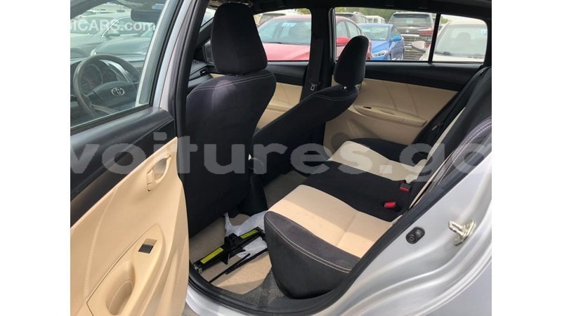 Big with watermark toyota yaris estuary import dubai 6972