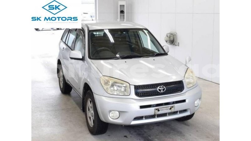 Big with watermark toyota rav4 estuary import dubai 6979