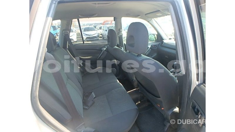 Big with watermark toyota rav4 estuary import dubai 6979