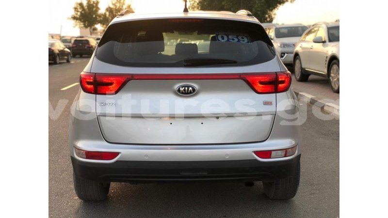 Big with watermark kia sportage estuary import dubai 6981