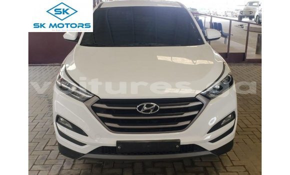 Sayi Imported Hyundai Tucson White Mota in Import - Dubai a estuary Sayi Imported Hyundai Tucson White Mota in Import - Dubai a estuary