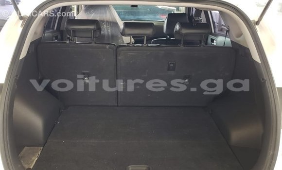 Sayi Imported Hyundai Tucson White Mota in Import - Dubai a estuary Sayi Imported Hyundai Tucson White Mota in Import - Dubai a estuary