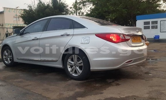 Acheter Occasion Voiture Hyundai Sonata Gris à Libreville, Estuaire Acheter Occasion Voiture Hyundai Sonata Gris à Libreville, Estuaire