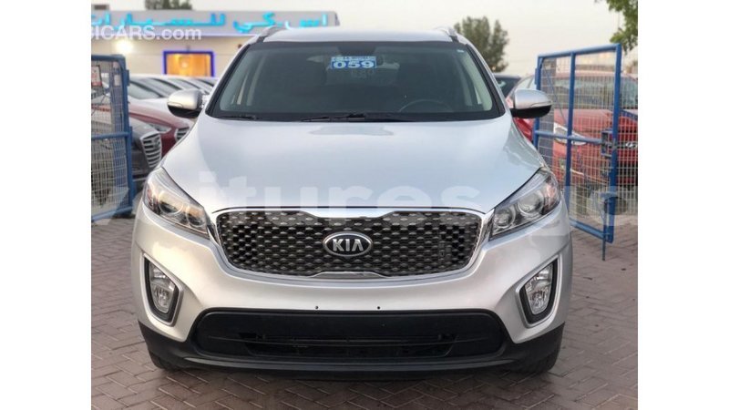 Big with watermark kia sorento estuary import dubai 6985