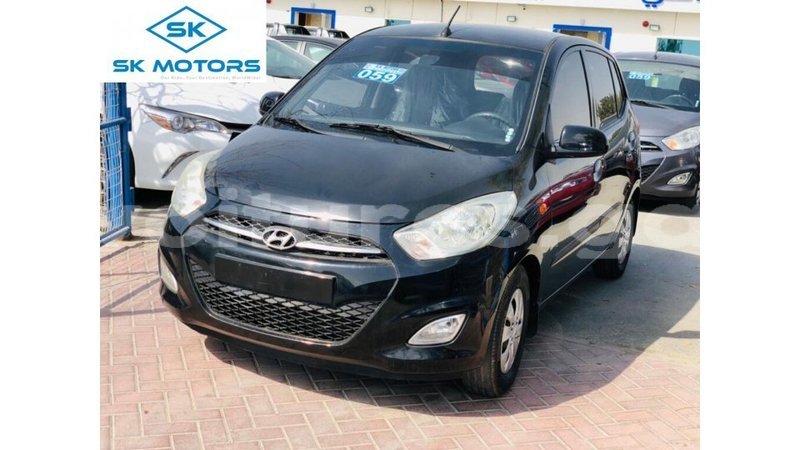 Big with watermark hyundai i10 estuary import dubai 6986