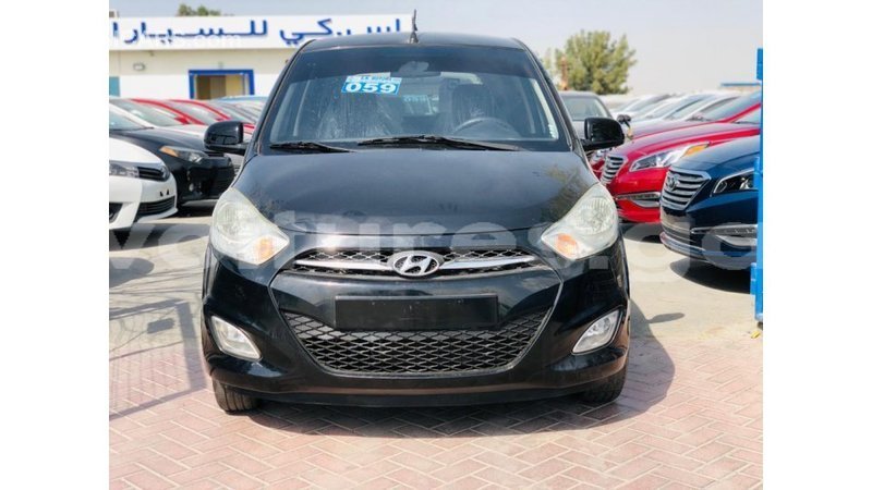 Big with watermark hyundai i10 estuary import dubai 6986