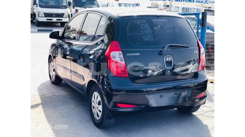 Big with watermark hyundai i10 estuary import dubai 6986