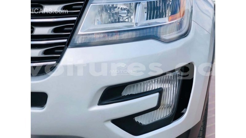 Big with watermark ford explorer estuary import dubai 6990