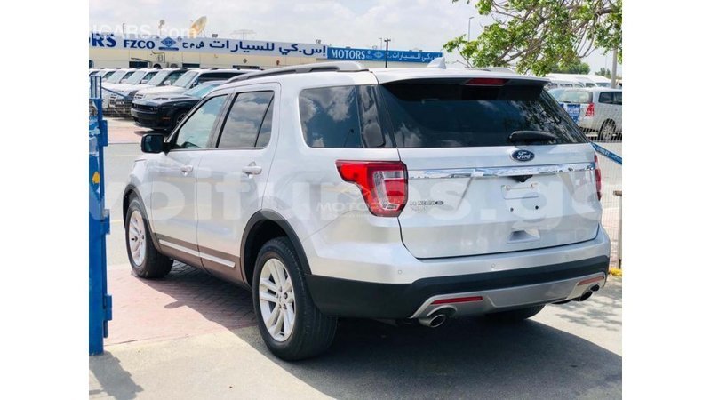 Big with watermark ford explorer estuary import dubai 6990