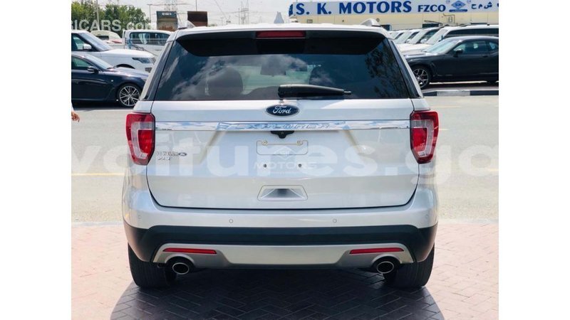 Big with watermark ford explorer estuary import dubai 6990