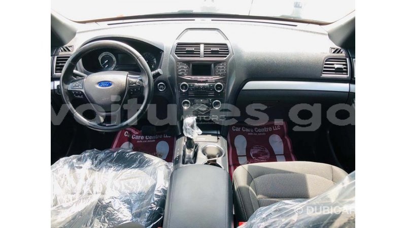 Big with watermark ford explorer estuary import dubai 6990