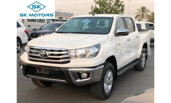 Acheter Import Voiture Toyota Hilux Blanc à Import - Dubai, Estuaire Acheter Import Voiture Toyota Hilux Blanc à Import - Dubai, Estuaire