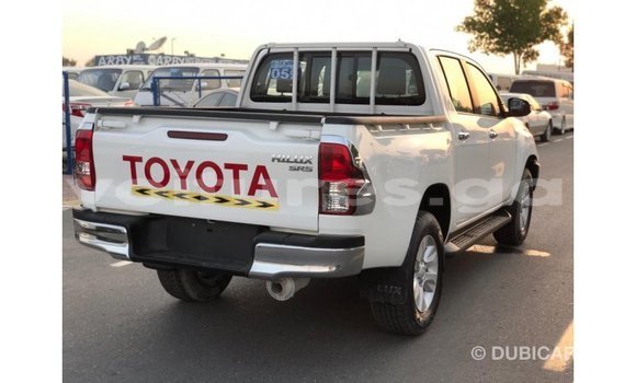 Acheter Import Voiture Toyota Hilux Blanc à Import - Dubai, Estuaire Acheter Import Voiture Toyota Hilux Blanc à Import - Dubai, Estuaire