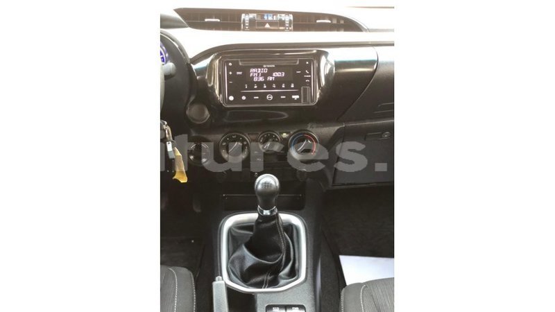 Big with watermark toyota hilux estuary import dubai 6991