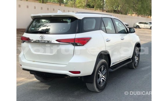 Sayi Imported Toyota Fortuner White Mota in Import - Dubai a estuary Sayi Imported Toyota Fortuner White Mota in Import - Dubai a estuary