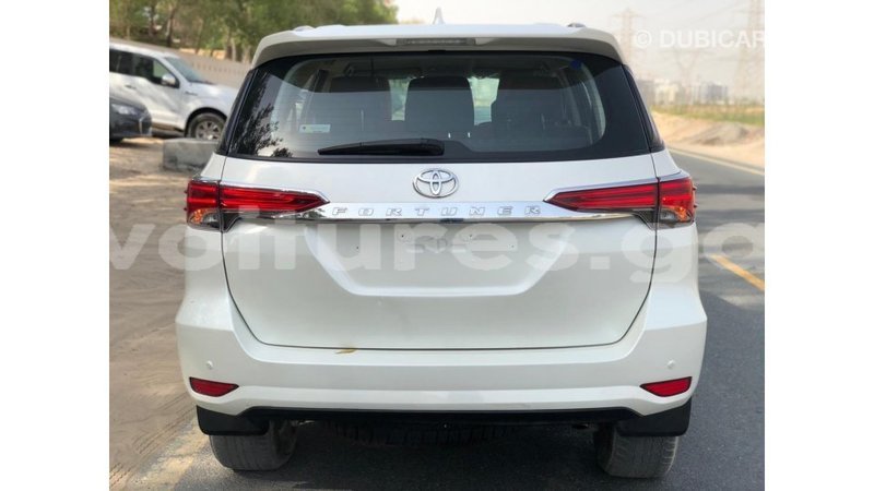 Big with watermark toyota fortuner estuary import dubai 6994