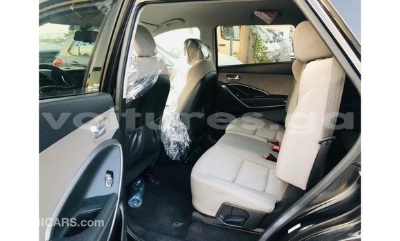 Sayi Imported Hyundai Santa Fe Black Mota in Import - Dubai a estuary Sayi Imported Hyundai Santa Fe Black Mota in Import - Dubai a estuary