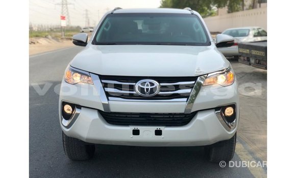 Sayi Imported Toyota Fortuner White Mota in Import - Dubai a estuary Sayi Imported Toyota Fortuner White Mota in Import - Dubai a estuary