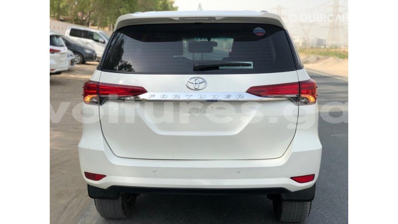 Big with watermark toyota fortuner estuary import dubai 6998