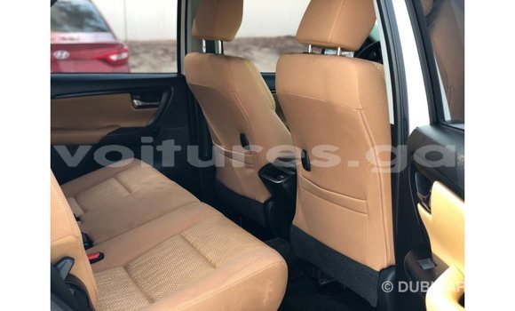 Sayi Imported Toyota Fortuner White Mota in Import - Dubai a estuary Sayi Imported Toyota Fortuner White Mota in Import - Dubai a estuary