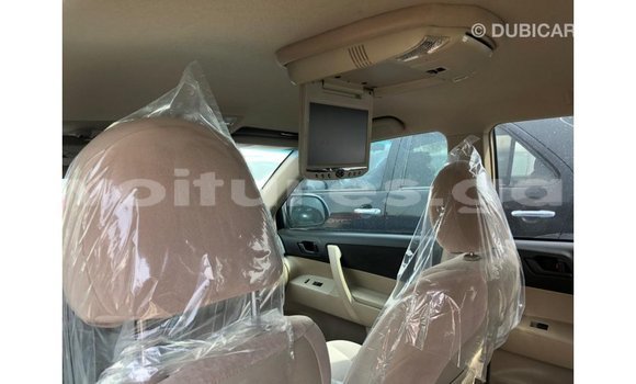 Sayi Imported Toyota Highlander Blue Mota in Import - Dubai a estuary Sayi Imported Toyota Highlander Blue Mota in Import - Dubai a estuary