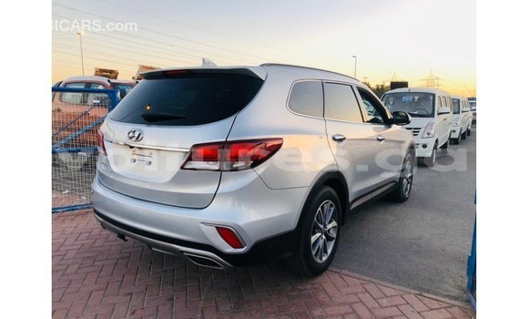 Buy Import Hyundai Santa Fe Other Car in Import - Dubai in Estuary Buy Import Hyundai Santa Fe Other Car in Import - Dubai in Estuary