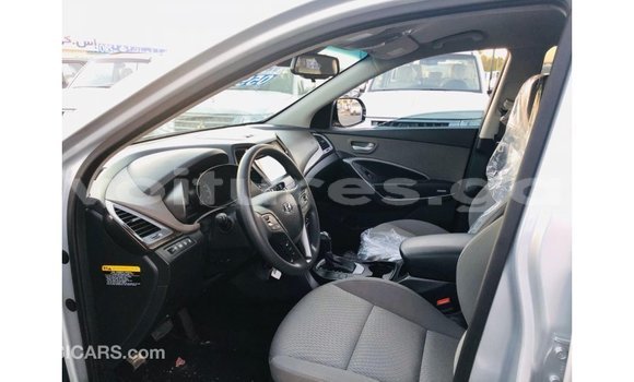 Buy Import Hyundai Santa Fe Other Car in Import - Dubai in Estuary Buy Import Hyundai Santa Fe Other Car in Import - Dubai in Estuary