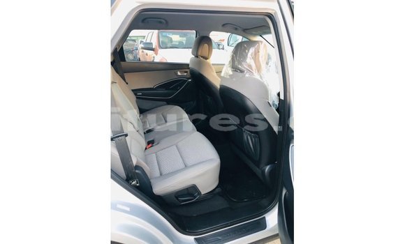 Buy Import Hyundai Santa Fe Other Car in Import - Dubai in Estuary Buy Import Hyundai Santa Fe Other Car in Import - Dubai in Estuary