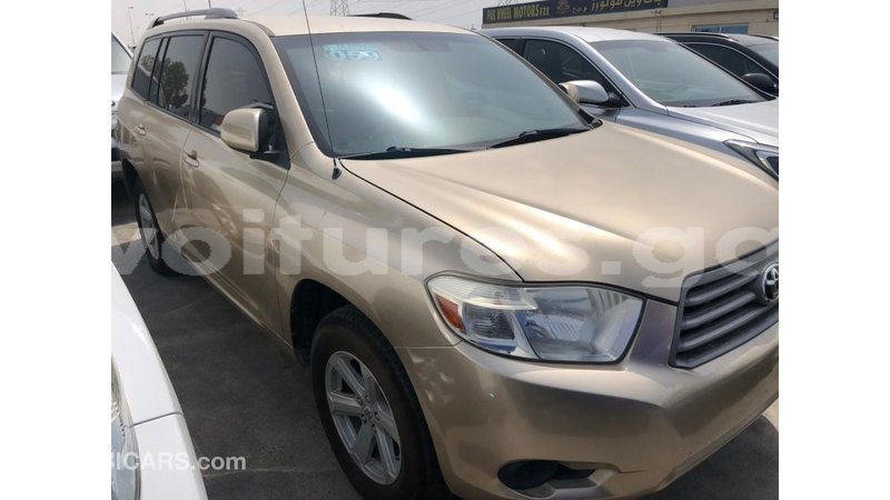 Big with watermark toyota highlander estuary import dubai 7003