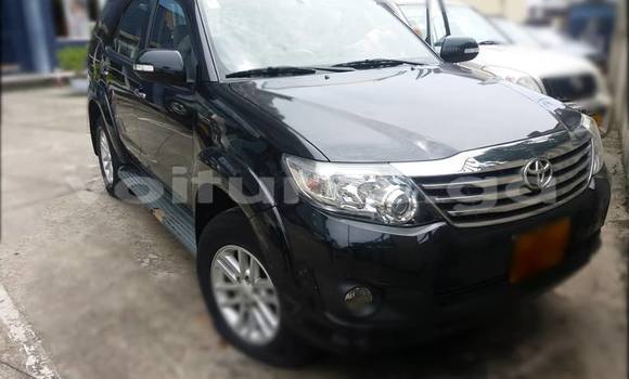 Acheter Occasion Voiture Toyota Fortuner Noir à Libreville, Estuaire Acheter Occasion Voiture Toyota Fortuner Noir à Libreville, Estuaire