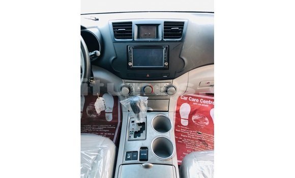 Buy Import Toyota Highlander Other Car in Import - Dubai in Estuary Buy Import Toyota Highlander Other Car in Import - Dubai in Estuary