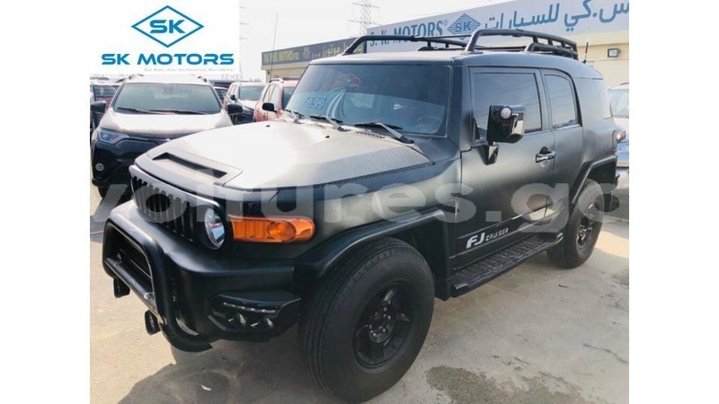 Big with watermark toyota fj cruiser estuary import dubai 7007