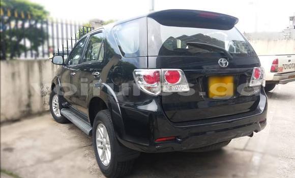 Acheter Occasion Voiture Toyota Fortuner Noir à Libreville, Estuaire Acheter Occasion Voiture Toyota Fortuner Noir à Libreville, Estuaire