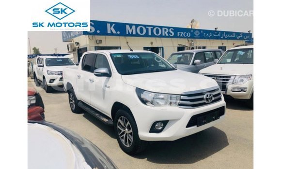 Sayi Imported Toyota Hilux White Mota in Import - Dubai a estuary Sayi Imported Toyota Hilux White Mota in Import - Dubai a estuary