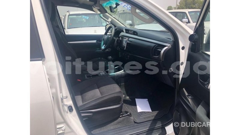 Big with watermark toyota hilux estuary import dubai 7008