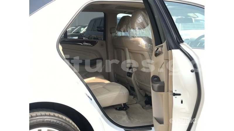 Big with watermark mercedes benz 190 estuary import dubai 7011