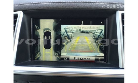 Acheter Import Voiture Mercedes-Benz 190 Blanc à Import - Dubai, Estuaire Acheter Import Voiture Mercedes-Benz 190 Blanc à Import - Dubai, Estuaire