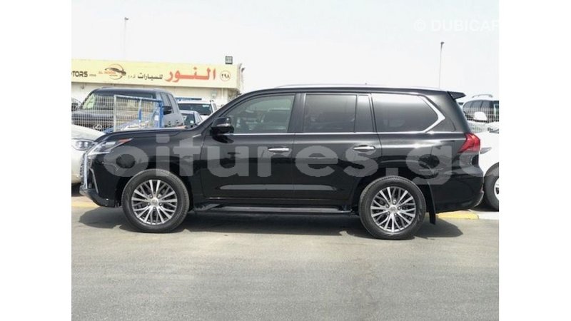 Big with watermark lexus lx estuary import dubai 7013