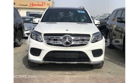 Sayi Imported Mercedes-Benz 190 White Mota in Import - Dubai a estuary Sayi Imported Mercedes-Benz 190 White Mota in Import - Dubai a estuary