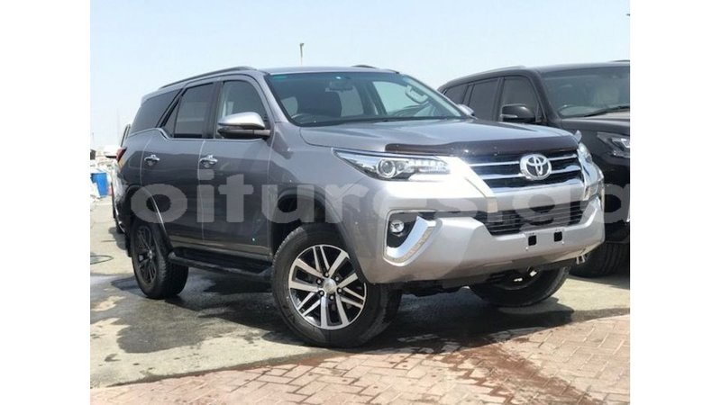 Big with watermark toyota fortuner estuary import dubai 7016