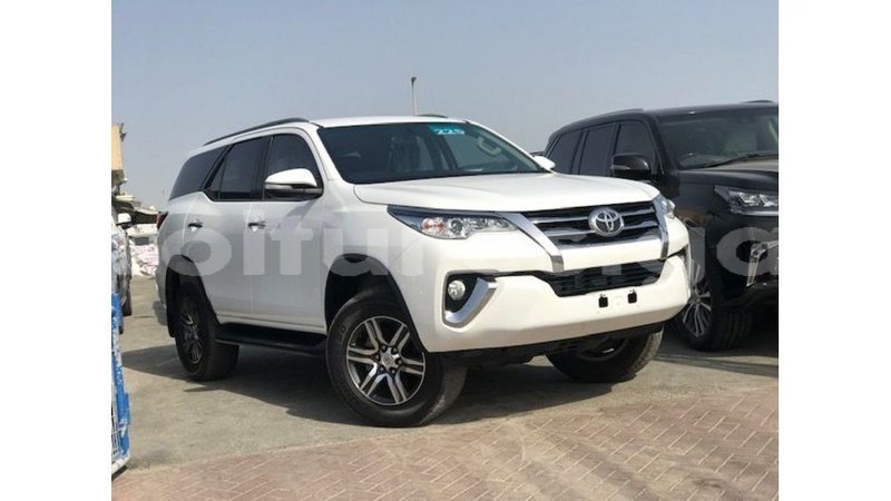 Big with watermark toyota fortuner estuary import dubai 7017