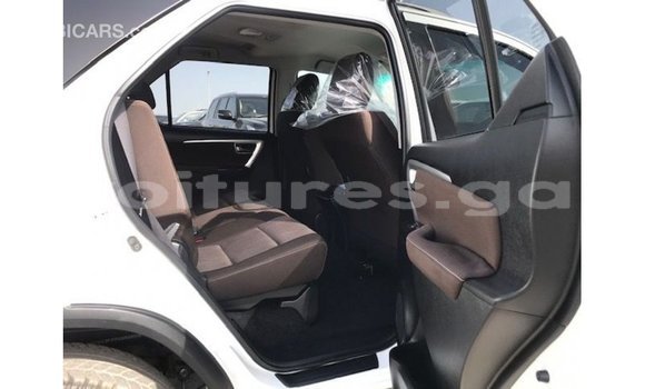 Buy Import Toyota Fortuner White Car in Import - Dubai in Estuary Buy Import Toyota Fortuner White Car in Import - Dubai in Estuary