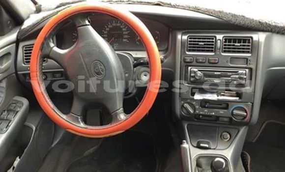 Acheter Occasion Voiture Toyota Carina E Rouge à Libreville, Estuaire Acheter Occasion Voiture Toyota Carina E Rouge à Libreville, Estuaire
