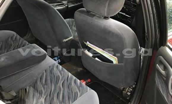 Acheter Occasion Voiture Toyota Carina E Rouge à Libreville, Estuaire Acheter Occasion Voiture Toyota Carina E Rouge à Libreville, Estuaire