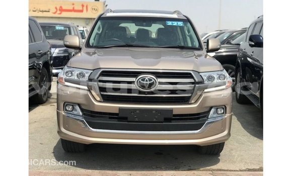 Buy Import Toyota Land Cruiser Other Car in Import - Dubai in Estuary Buy Import Toyota Land Cruiser Other Car in Import - Dubai in Estuary