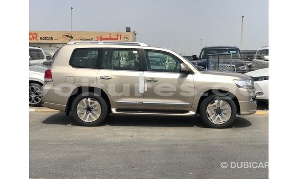 Buy Import Toyota Land Cruiser Other Car in Import - Dubai in Estuary Buy Import Toyota Land Cruiser Other Car in Import - Dubai in Estuary
