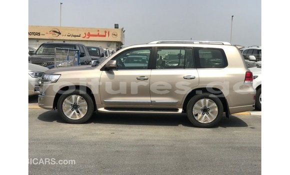 Buy Import Toyota Land Cruiser Other Car in Import - Dubai in Estuary Buy Import Toyota Land Cruiser Other Car in Import - Dubai in Estuary